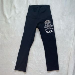 soulcycle x lululemon wunder under hr crops